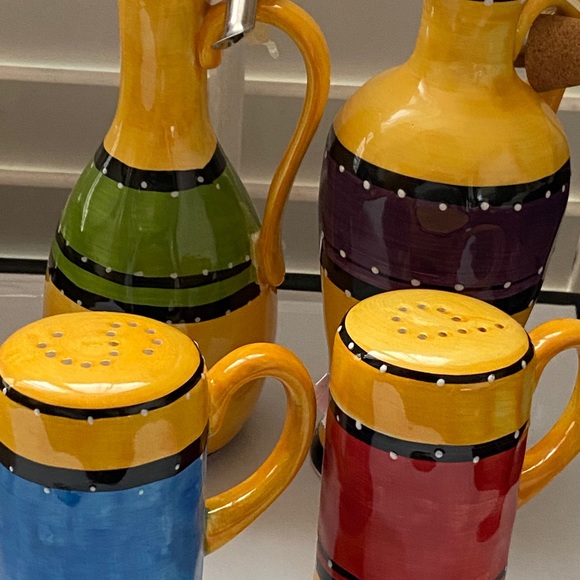 Tabletops Gallery  Bohemian Style Dishes - Picture 8 of 12